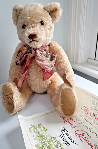 Large teddy bear british big - large,